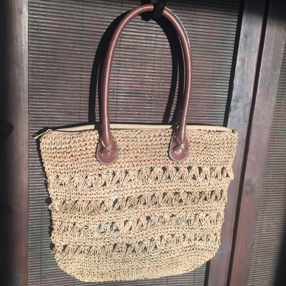 Cappelli Straworld- Cute Straw Purse - Picture 7 of 8